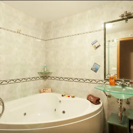 Altavista Apartment Raxo